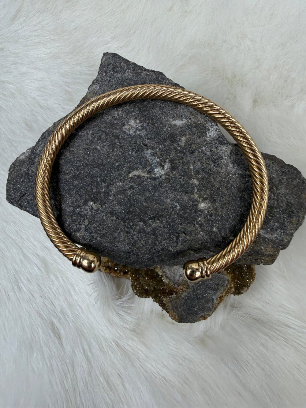 Gold Tone Twisted Cable Cuff Bracelet Ball Ends 6"